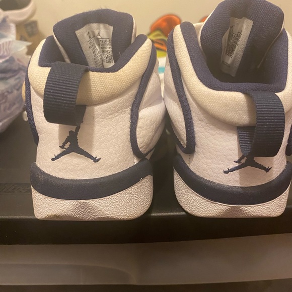 Jordan Toddler Sneakers. Only worn few times. Excellent condition. Blue/White - Picture 2 of 6